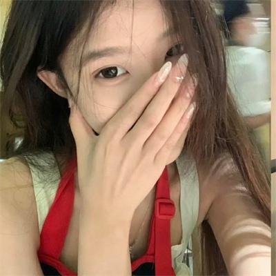 夏日午后的初缠爱恋