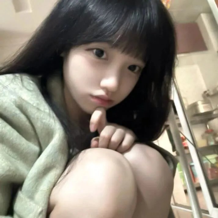 等爱的女神